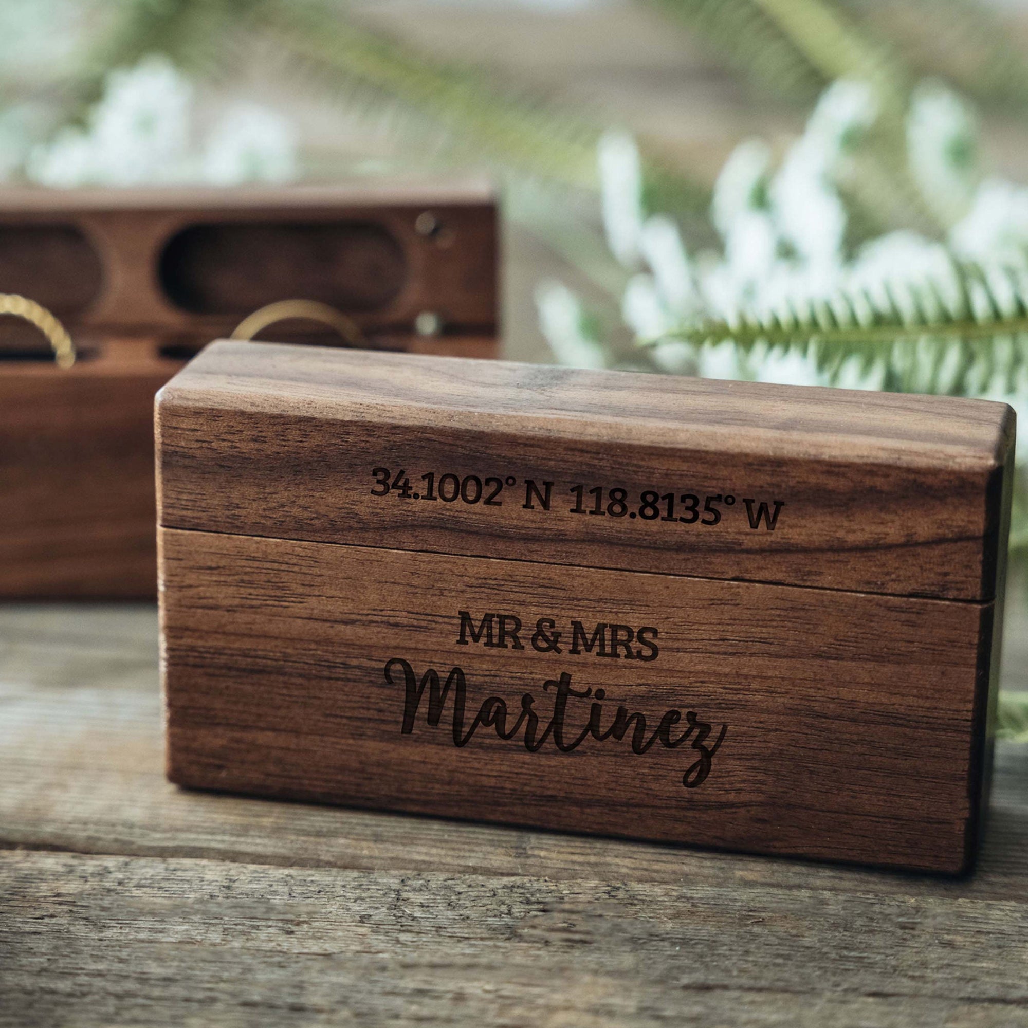 Aangepaste verlovingsring doos, gepersonaliseerde dubbele sleuf houten ring doos, gegraveerde ring drager ring doos