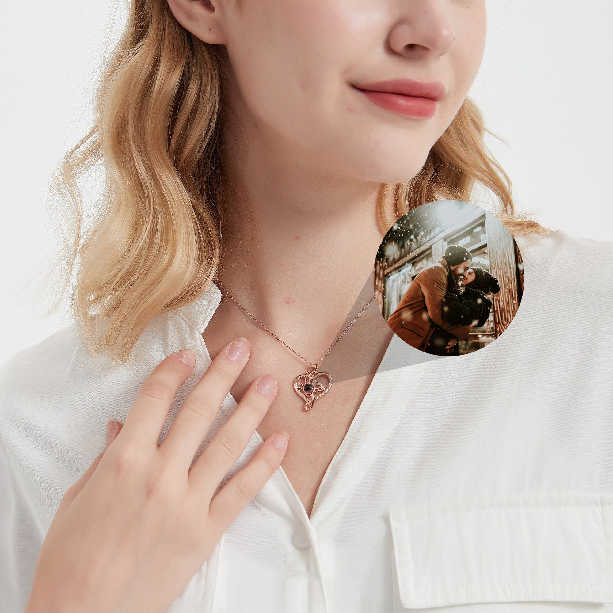 Collana con proiezione di cuori di farfalla, ciondolo con foto commemorativa personalizzata