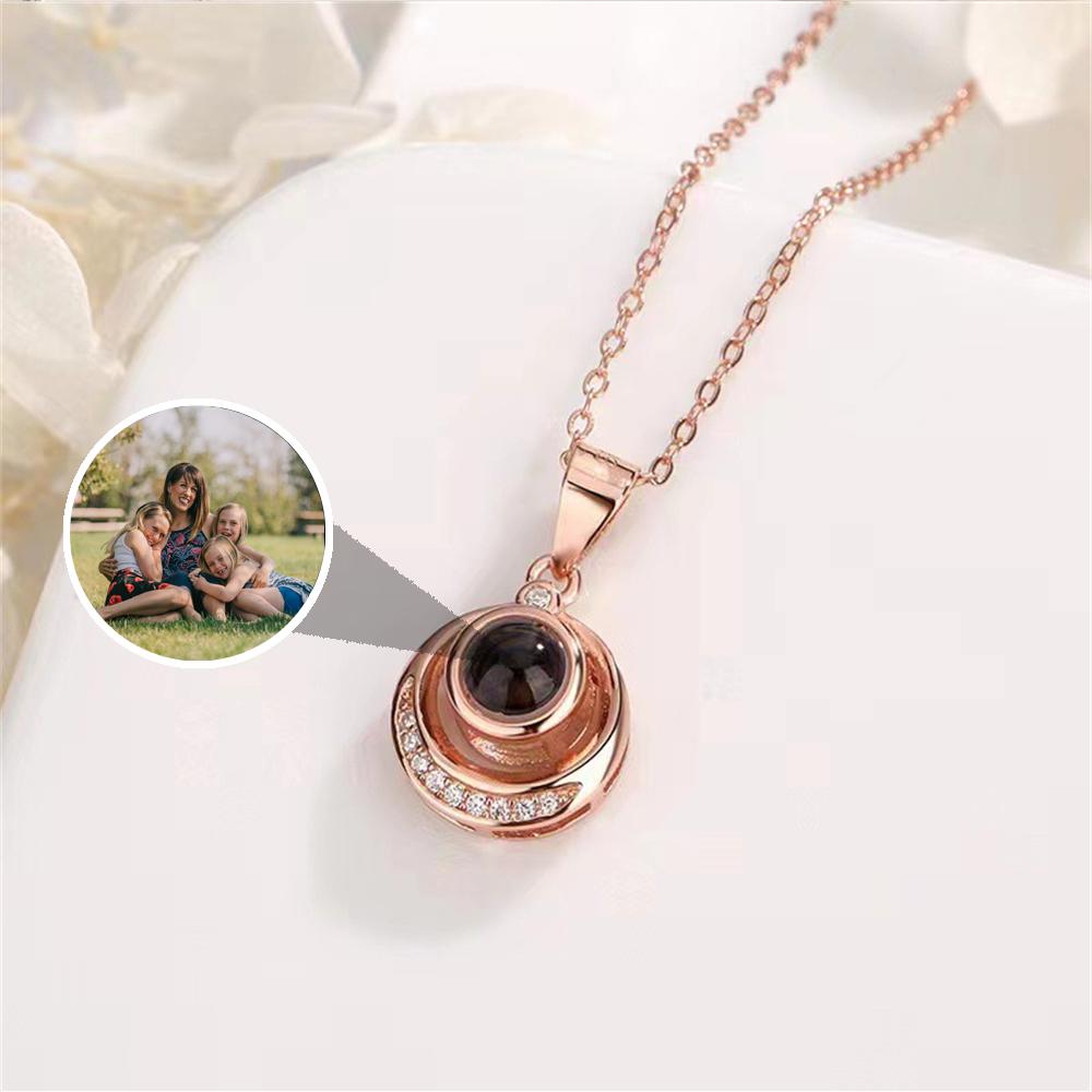 Personalized Circle Photo Projection Necklace with Memorial Picture Necklace